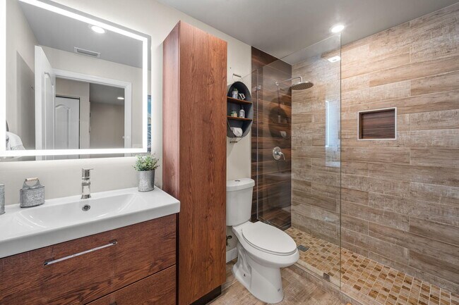 Building Photo - 123 Wakulla Springs Way