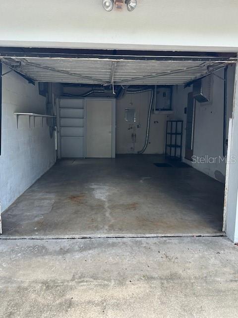 Building Photo - 1569 Cambridge Dr