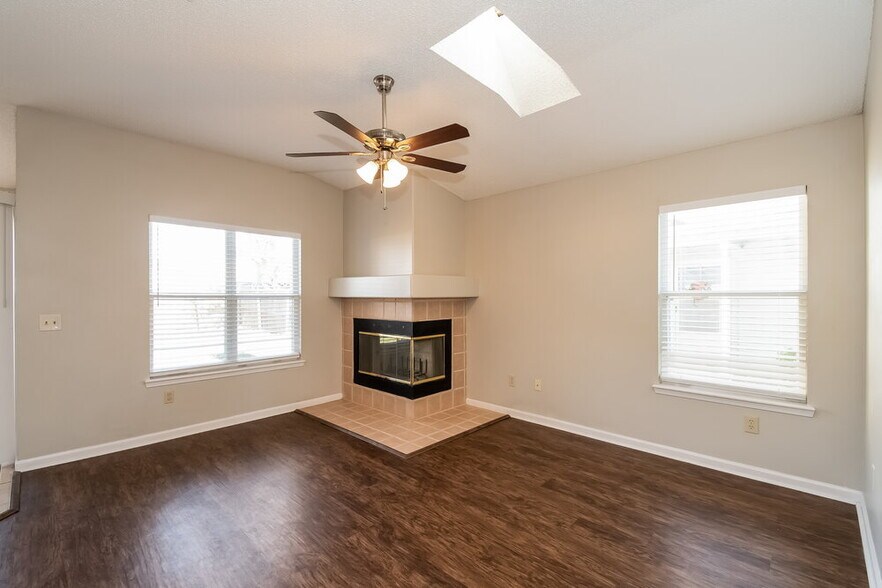 Building Photo - 12335 Silent Brook Trail N