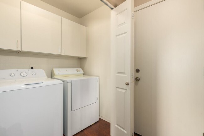 Building Photo - Copper Basin Charmer