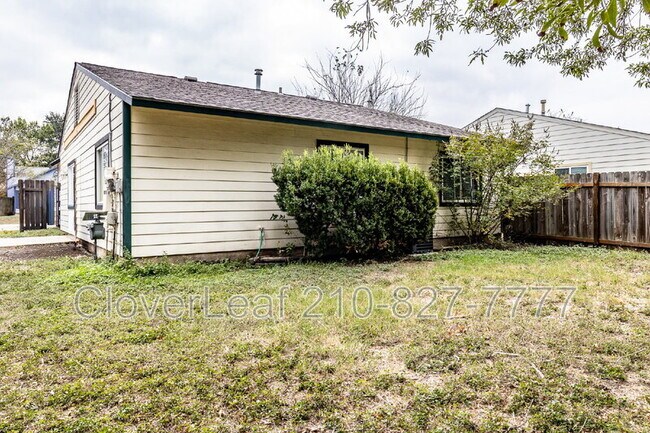 Building Photo - 8039 Big Bend