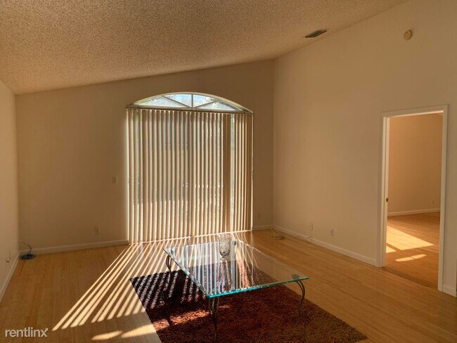 Building Photo - 3 br, 2 bath House - 202 Wedgewood Cir