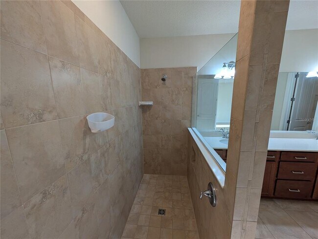 Building Photo - 1381 Patterson Ter