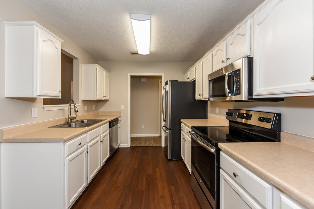 Building Photo - 278 Iris Dr