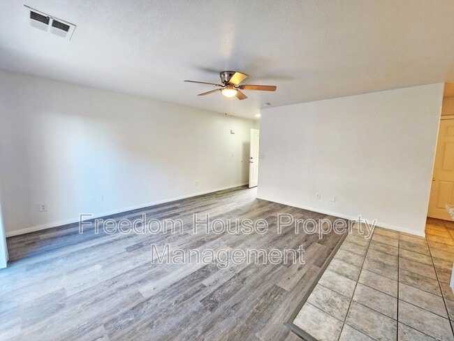 Building Photo - 670 Bourbon St