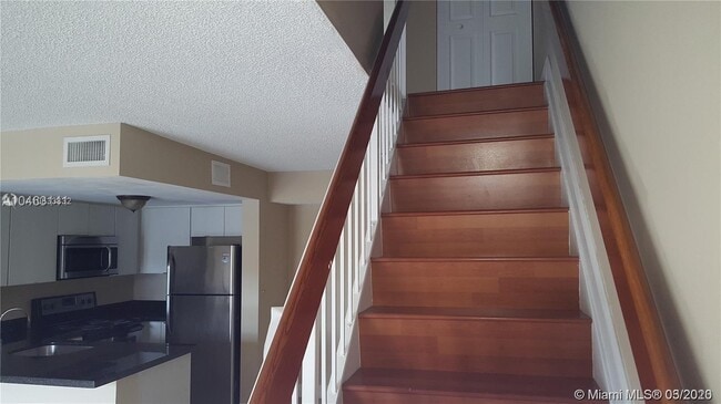 Building Photo - 8660 NW 5th Ter