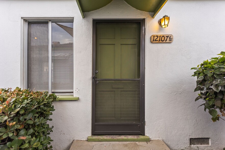 Primary Photo - 12109 Washington Pl