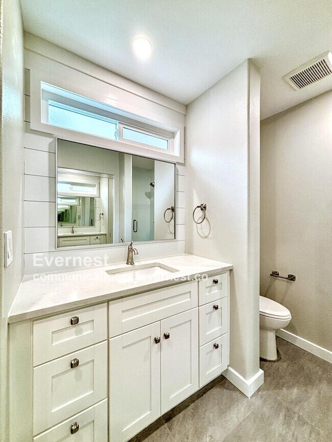 Building Photo - 33751 Alcazar Dr
