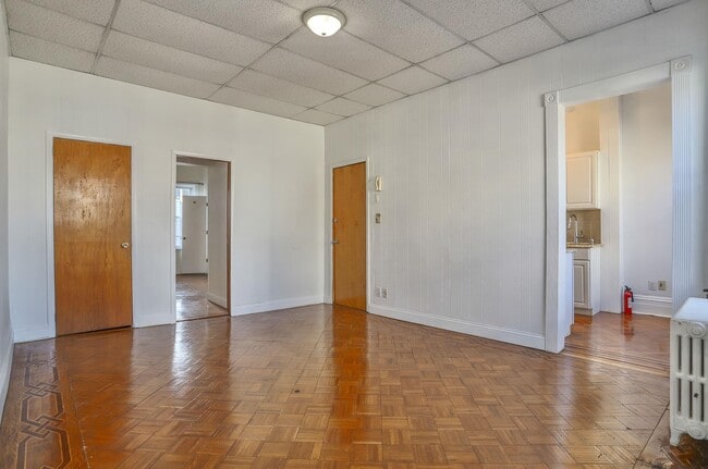 Building Photo - 207 Jewett Ave