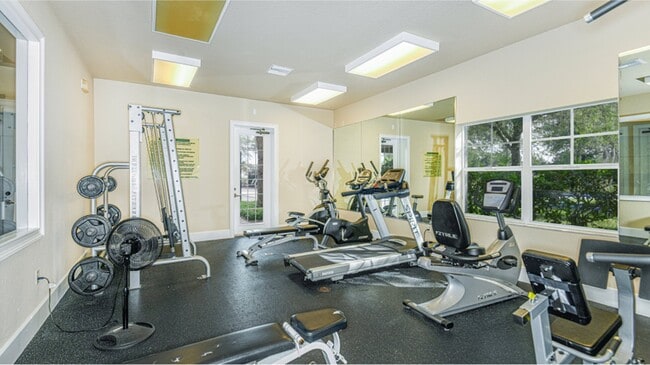Building Photo - 352 Argyll Dr