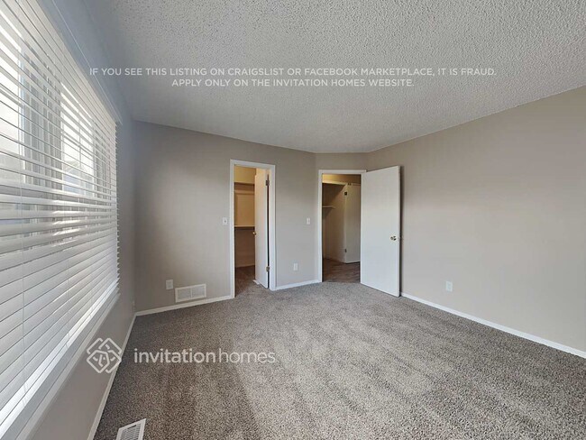 Building Photo - 12053 Ivanhoe Cir