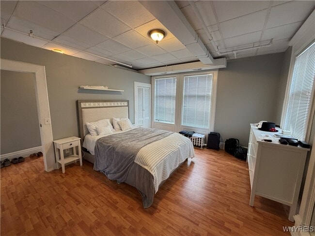 Building Photo - 1115 Delaware Ave