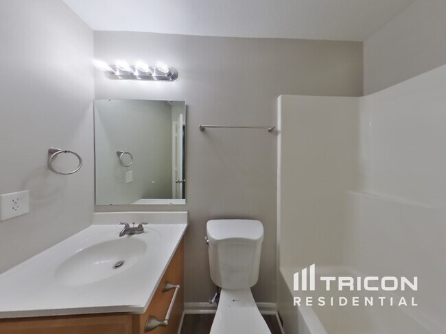 Building Photo - 7328 Mosaic Dr