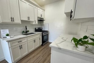 W16 - Carlton Park Apartments