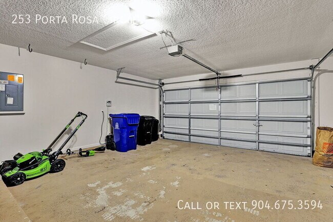 Building Photo - 253 Porta Rosa Circle