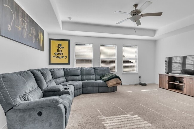 Building Photo - 14789 Mainstay Way