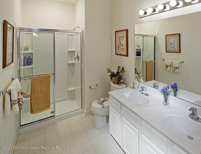 Building Photo - 111-938 Timber Ridge Ct