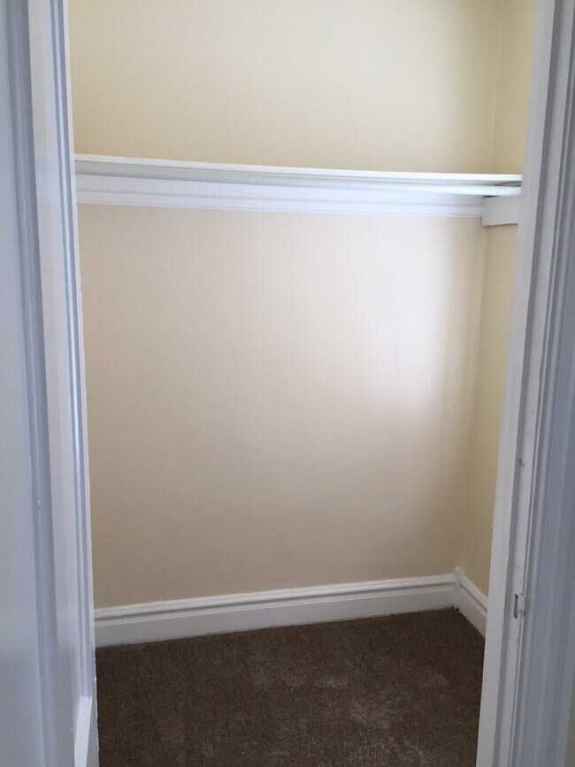 Building Photo - McCarty_Broad St Duplex_505-507