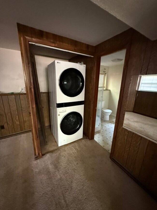 Building Photo - Italian Estates Property Management