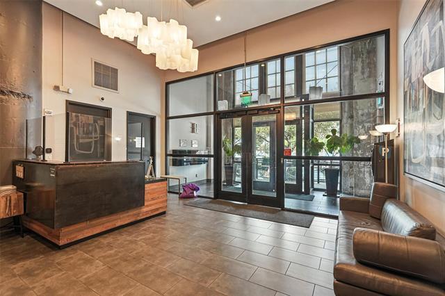 Building Photo - 1122 Jackson St