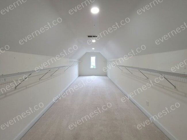 Building Photo - 398 Dunleven Manor Walk NE