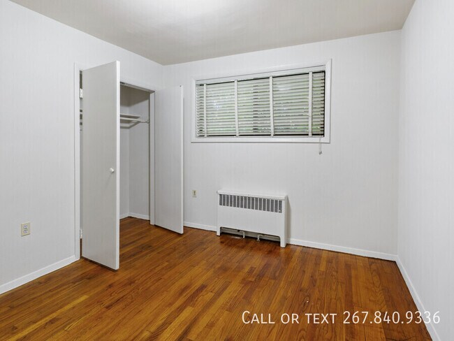 Building Photo - 4040 Livingston Rd SE