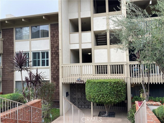 Building Photo - 6542 Ocean Crest Dr