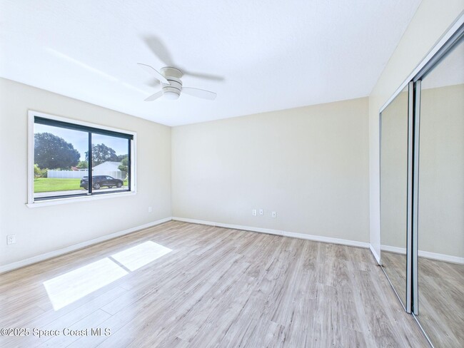 Building Photo - 1278 Fargo Dr