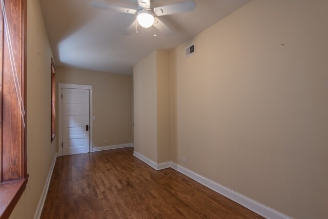 Building Photo - 2475 W Pensacola Ave