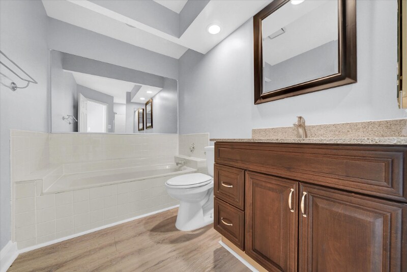 Building Photo - 27 Preakness Ct