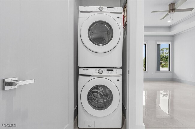 Building Photo - 2378 Hunter Blvd