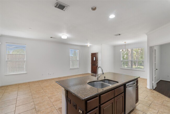 Building Photo - 31 Umbria Ln