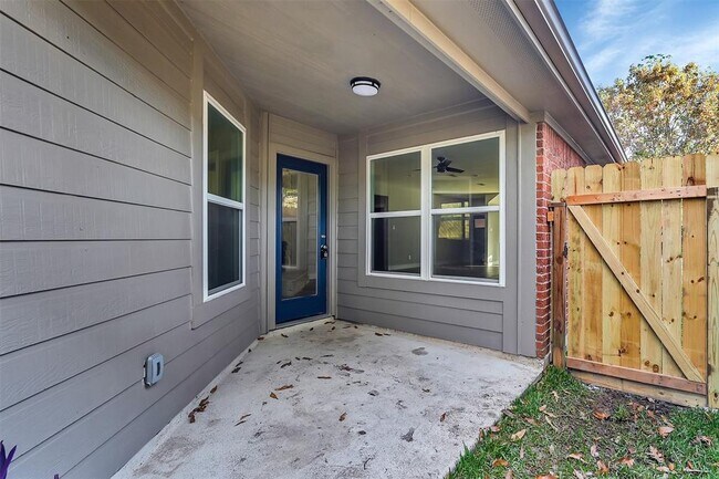 Building Photo - 1339 Coppercrest Dr