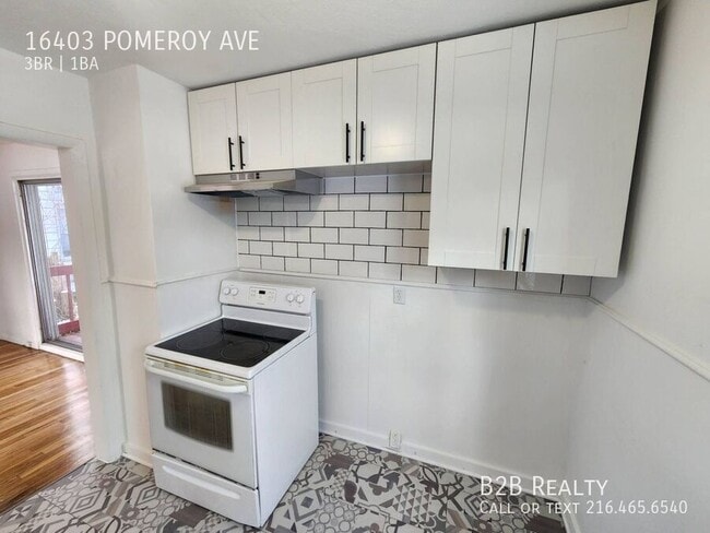 Building Photo - 16403 Pomeroy Ave