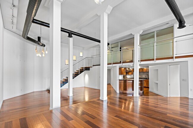 Building Photo - 299 Pavonia Ave