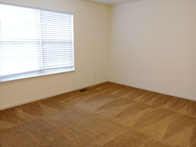 Building Photo - 3512-3514 La Mesa Dr.