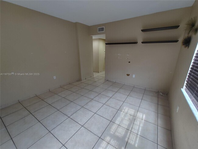 Building Photo - 2270 W 54th Pl