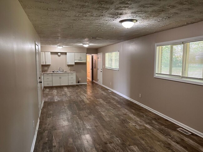 Building Photo - 9630 Downes Ct