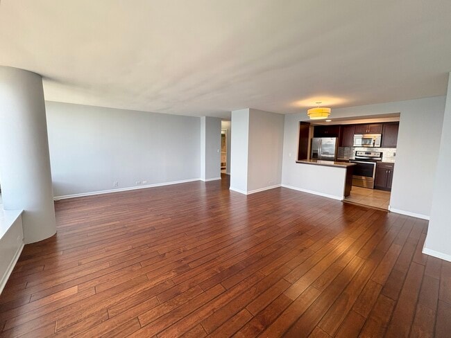 Building Photo - 155 N Harbor Dr