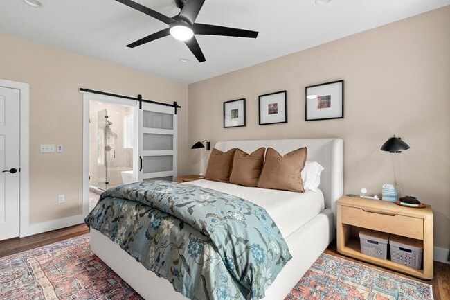Building Photo - Spacious and Inviting - Beautifully-Mainta...