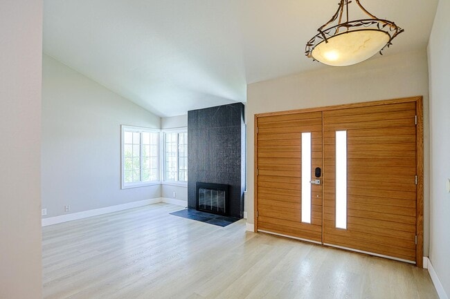 Building Photo - 9909 Merced River Ave