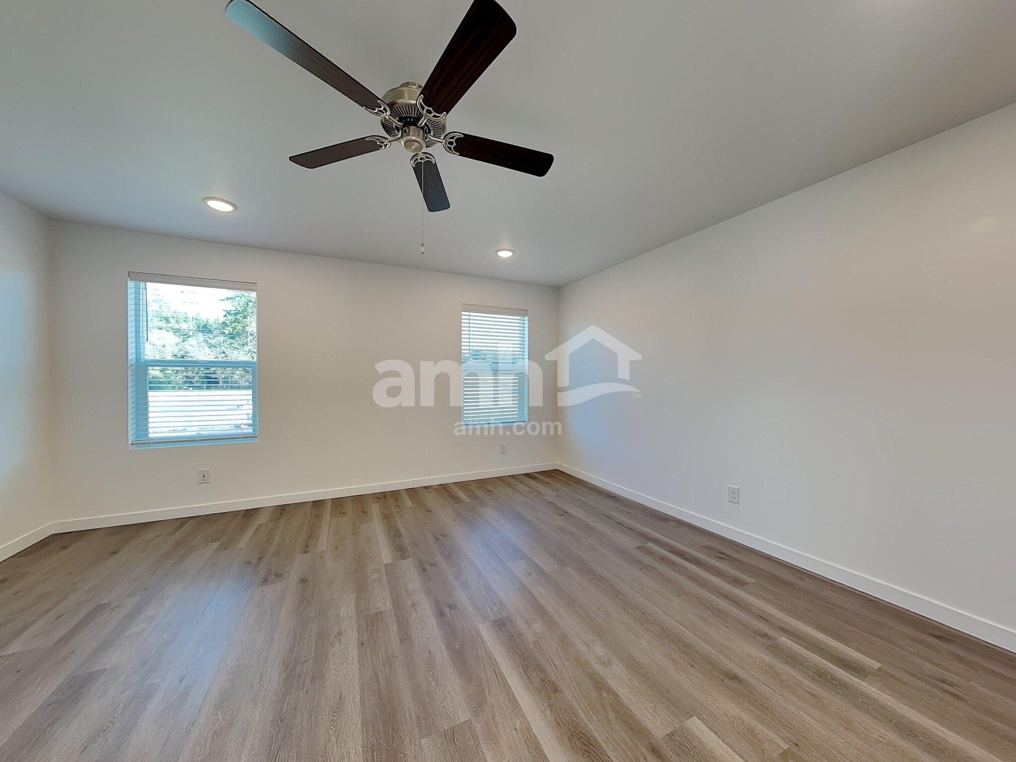 Building Photo - 5102 Turnstone St SE