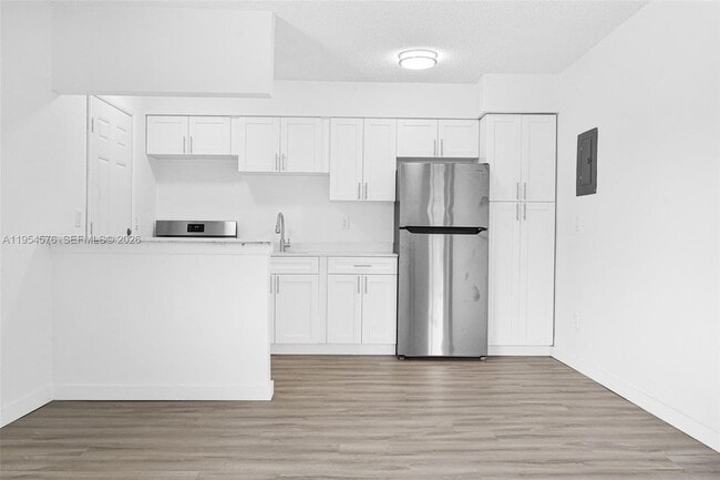 Building Photo - 13210 Memorial Hwy