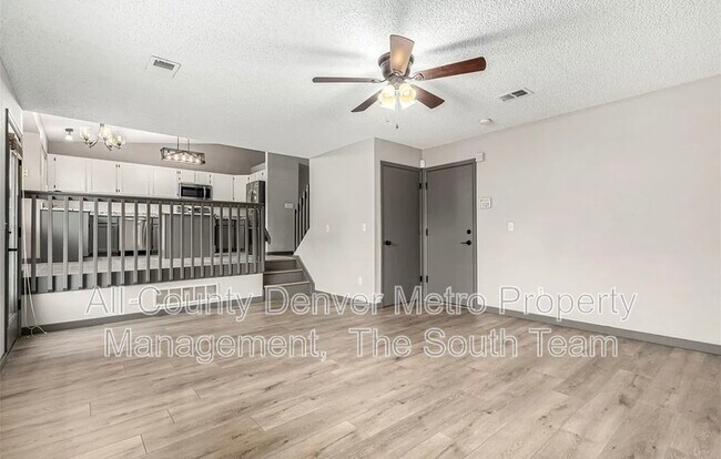 Building Photo - 10172 Woodrose Ln