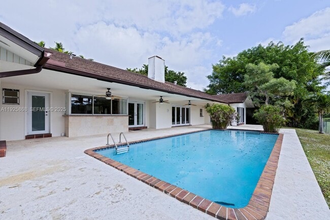 Building Photo - 7860 SW 173rd Terrace