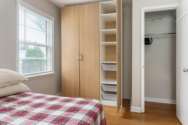 Building Photo - 62 E Stanton Ave