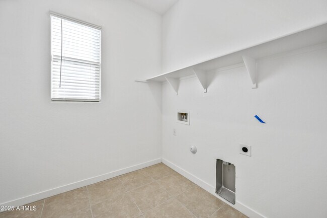Building Photo - 3239 N 197th Ln