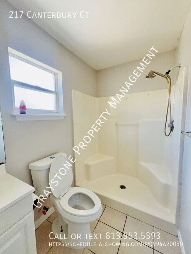 Building Photo - 217 Canterbury Ct