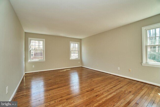 Building Photo - 8588 Coral Gables Ln
