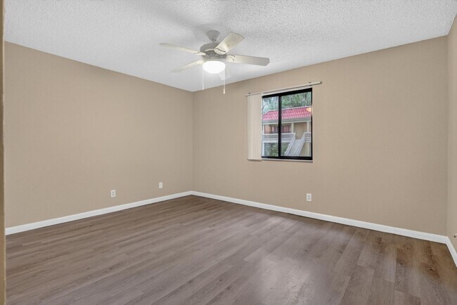 Building Photo - 5811 Atlantic Blvd